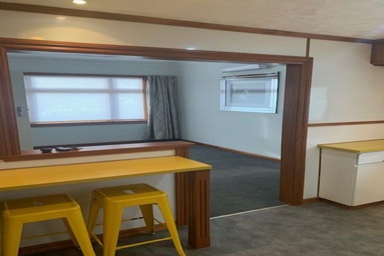 Photo of property in 996 Tremaine Avenue, Roslyn, Palmerston North, 4414