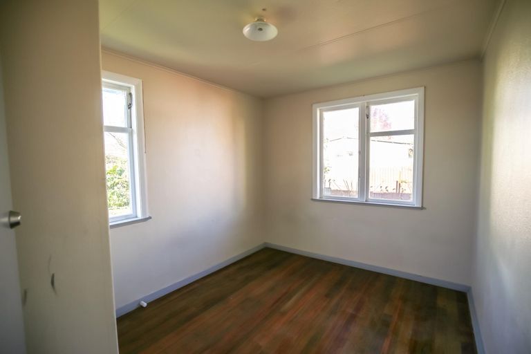 Photo of property in 10 Robert Grigg Place, Hamilton East, Hamilton, 3216