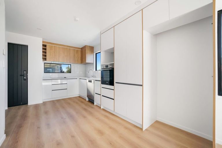 Photo of property in 129 Russell Road, Manurewa, Auckland, 2102