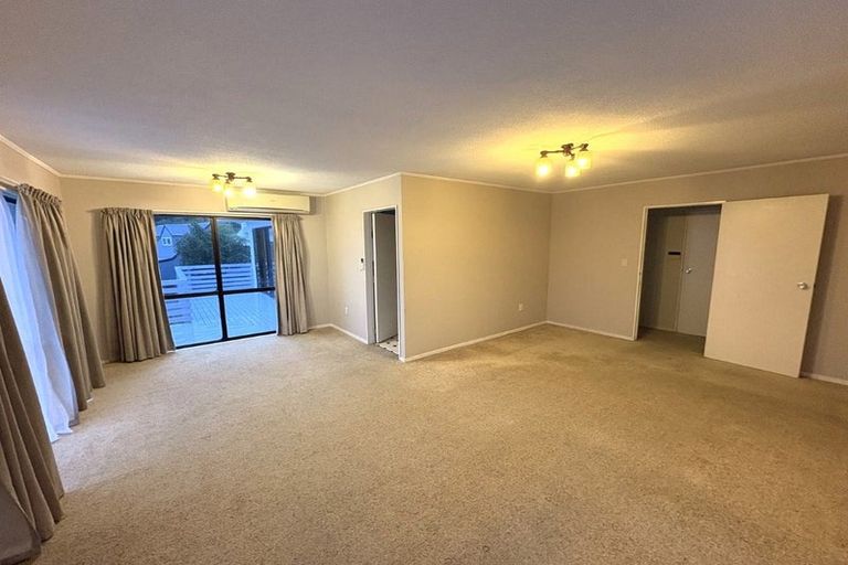 Photo of property in 60 Montgomery Avenue, Karori, Wellington, 6012