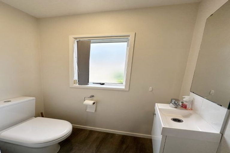 Photo of property in 4 Ruhanui Lane, Pakuranga Heights, Auckland, 2010