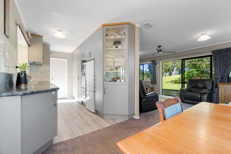 Photo of property in 1 Paratu Road, Richmond Downs, 3475