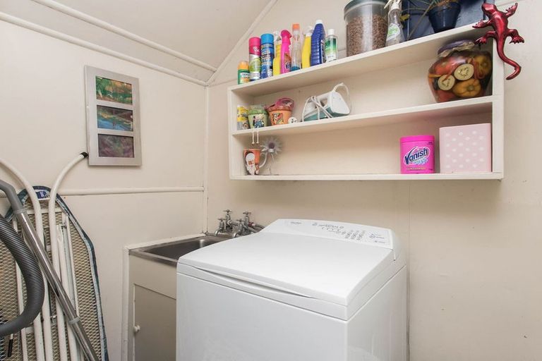 Photo of property in 1/184 Hastings Street, Waltham, Christchurch, 8023