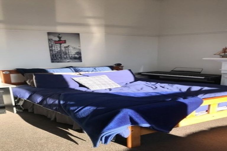 Photo of property in 33 Duke Street, North Dunedin, Dunedin, 9016