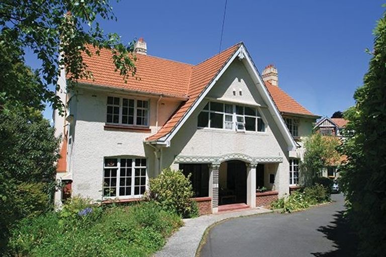 Photo of property in 21 Park Street, North Dunedin, Dunedin, 9016