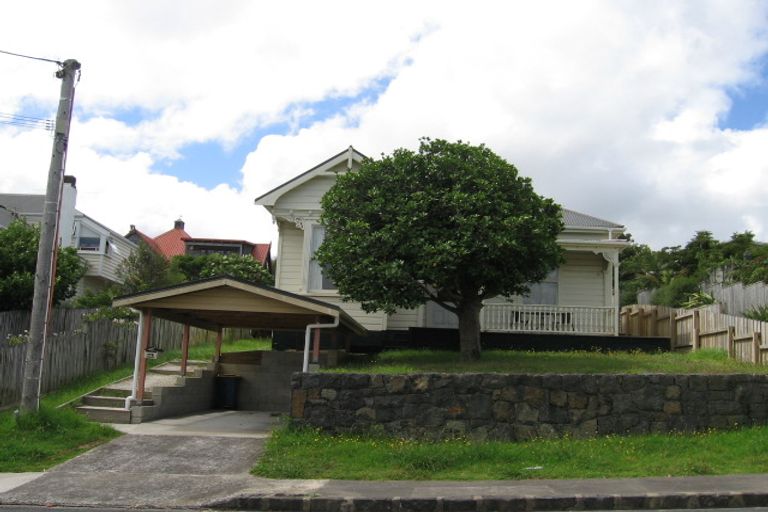 Photo of property in 63 Palmerston Road, Birkenhead, Auckland, 0626