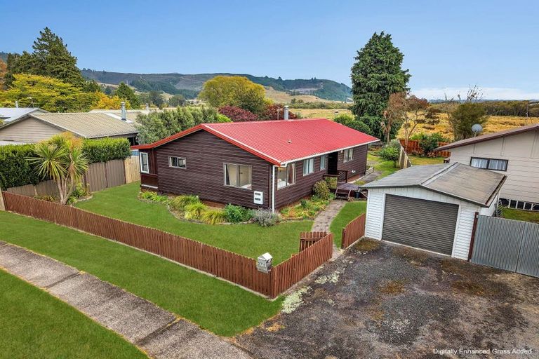 Photo of property in 37b Aquarius Drive, Kawaha Point, Rotorua, 3010