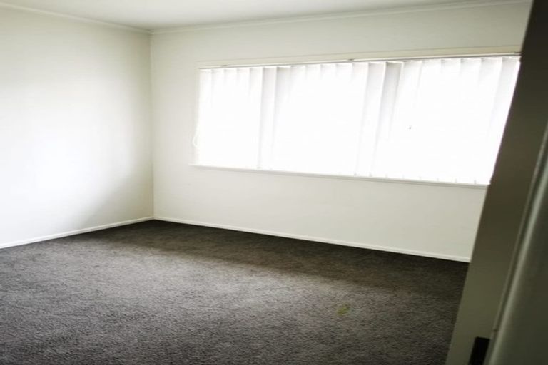 Photo of property in 1/415 Great South Road, Opaheke, Papakura, 2113