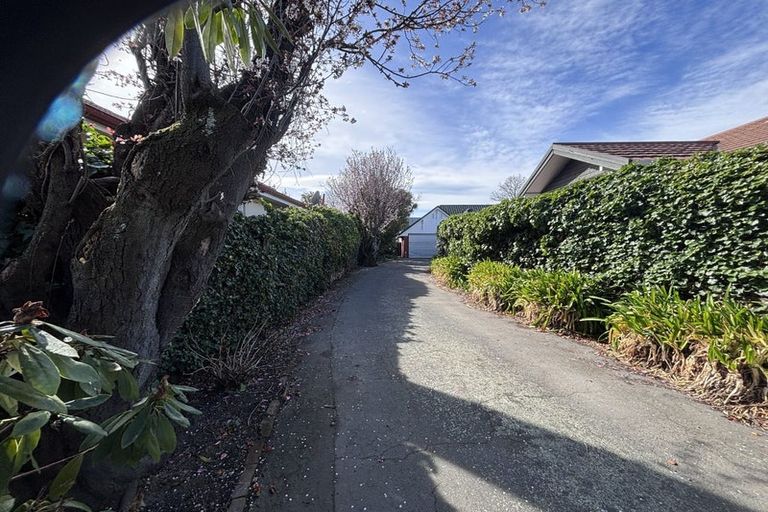 Photo of property in 30a Strowan Road, Strowan, Christchurch, 8052