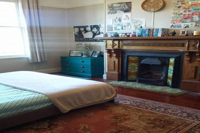 Photo of property in 22 Kenwyn Terrace, Newtown, Wellington, 6021