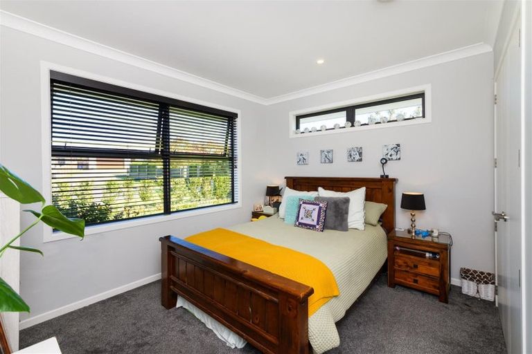 Photo of property in 10 Hanalin Drive, Marton, 4710