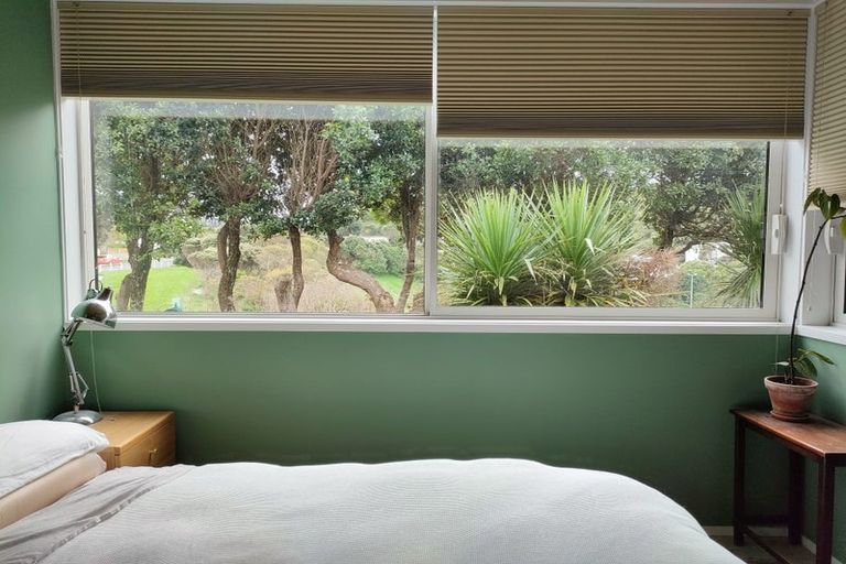 Photo of property in 2/27 Buckley Road, Southgate, Wellington, 6023