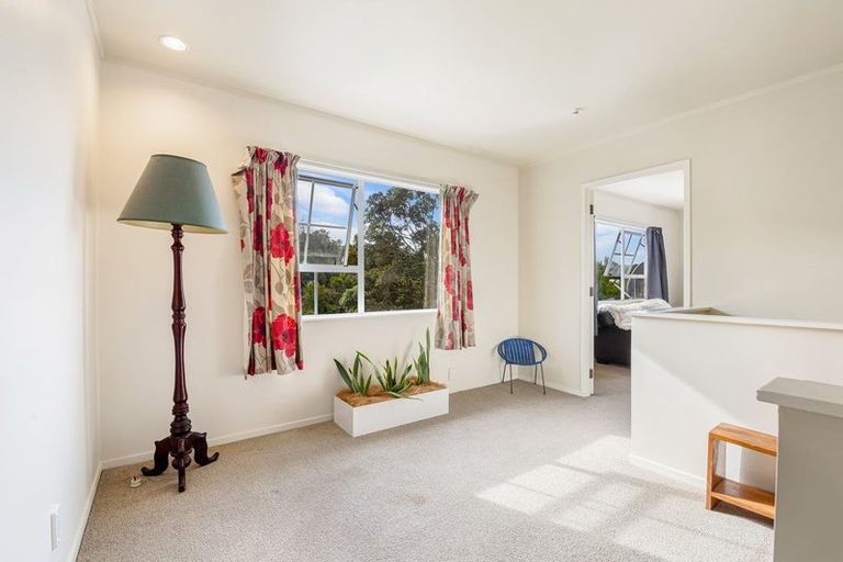 Photo of property in 23 Snapper Road, Stillwater, Silverdale, 0993