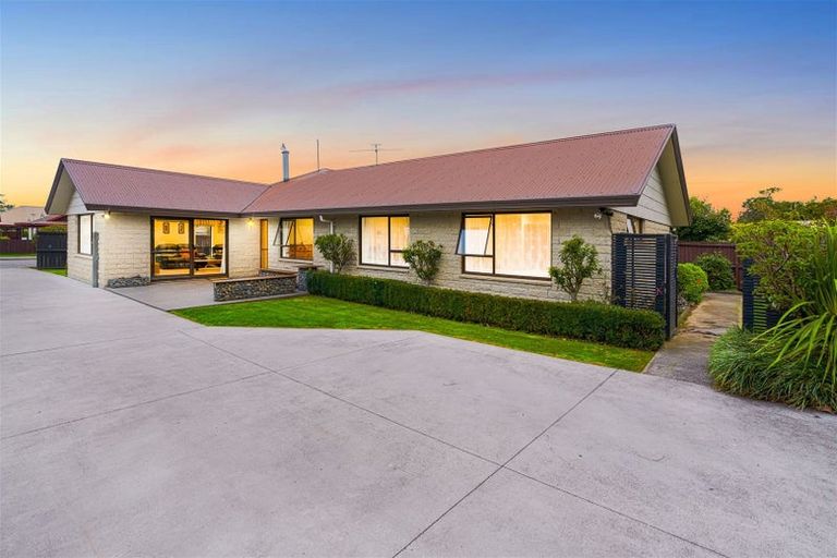 Photo of property in 23 Westfield Avenue, Templeton, Christchurch, 8042