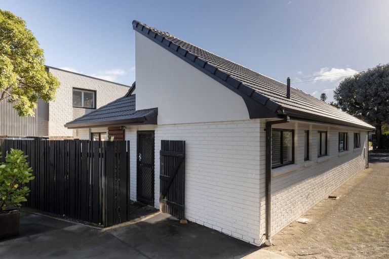 Photo of property in 44 Te Ngaio Road, Mount Maunganui, 3116