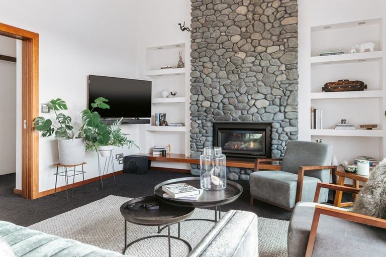 Photo of property in 2 Caldera Close, Pyes Pa, Tauranga, 3112