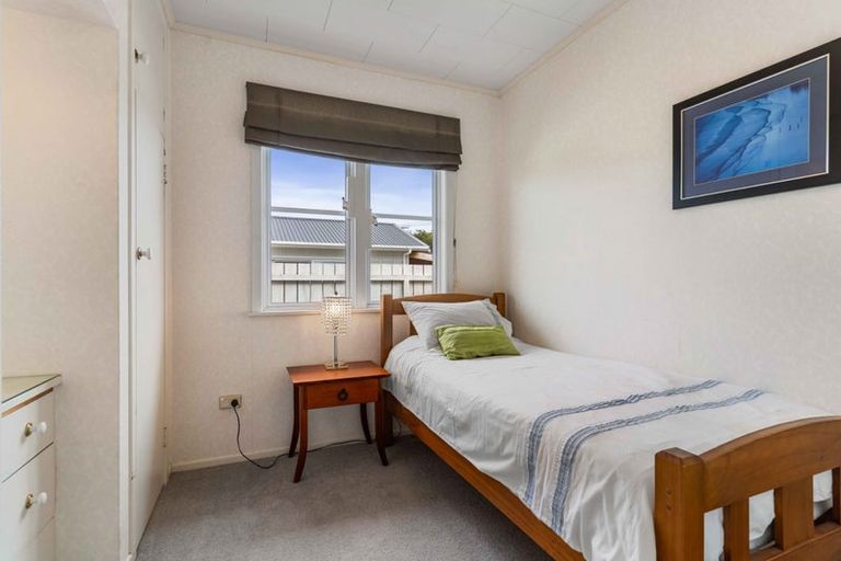 Photo of property in 214 Rangi Avenue, Whangamata, 3620