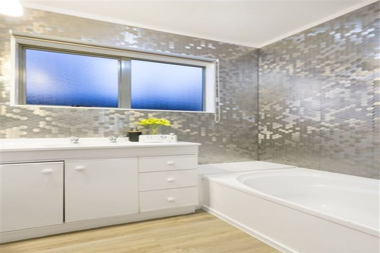 Photo of property in 251a Royal Road, Massey, Auckland, 0614