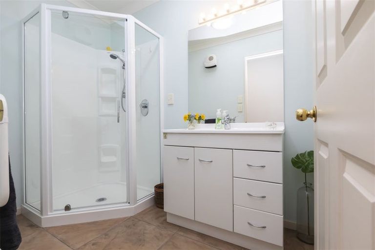 Photo of property in 54 Queens Avenue, Waikuku Beach, 7402