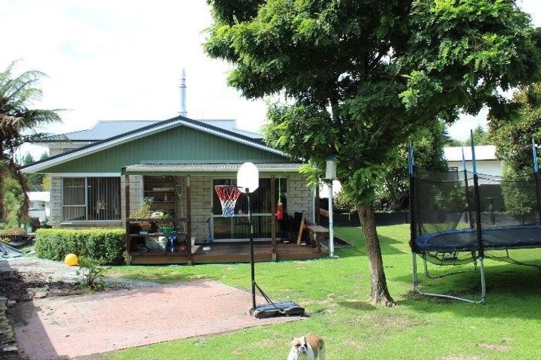 Photo of property in 6 Marlborough Place, Tokoroa, 3420