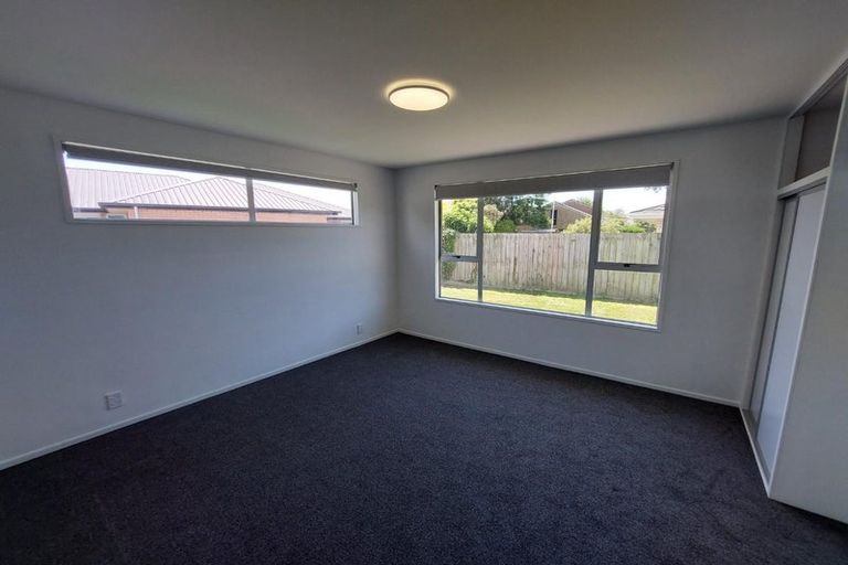 Photo of property in 5b Purakanui Place, Northwood, Christchurch, 8051