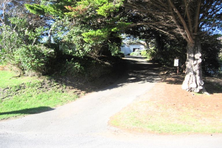 Photo of property in 19 Dell Road, Raumati South, Paraparaumu, 5032