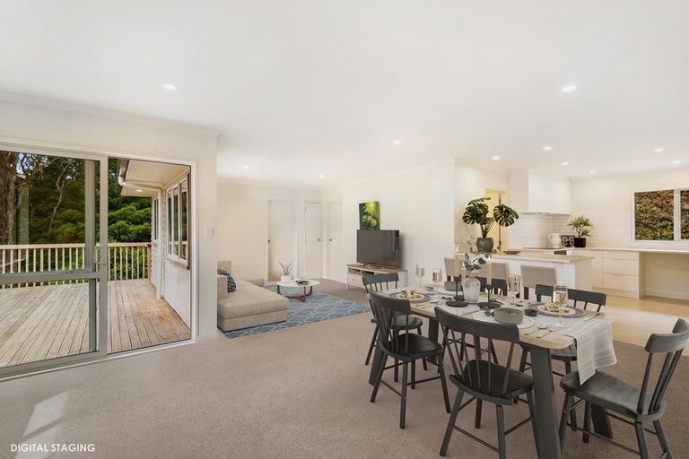 Photo of property in 11a Viridian Lane, Greenhithe, Auckland, 0632