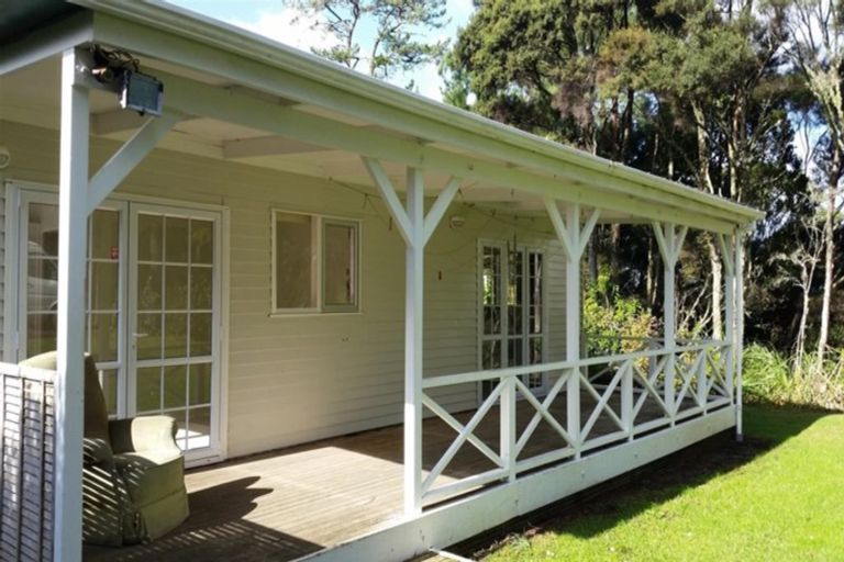 Photo of property in 35-37 Sunnyvale Road, Massey, Auckland, 0614