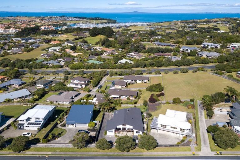 Photo of property in 1169 Whangaparaoa Road, Gulf Harbour, Whangaparaoa, 0930