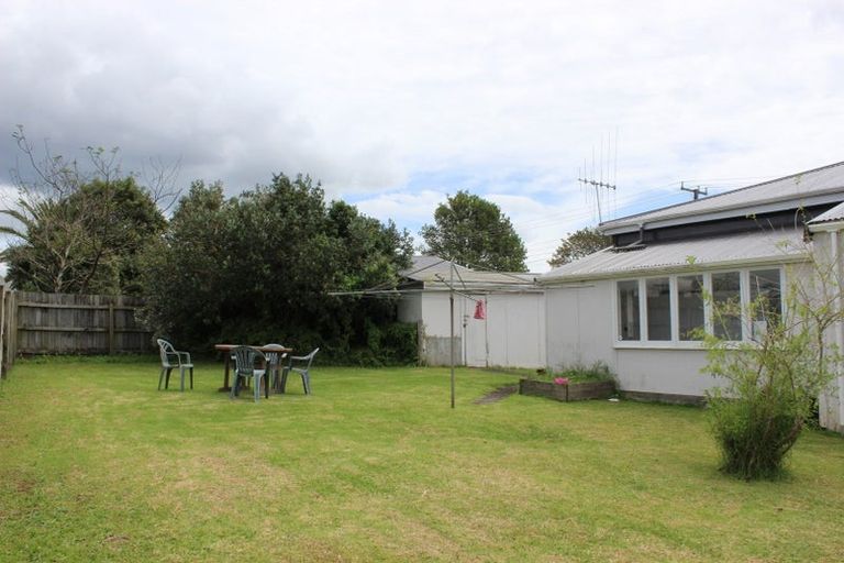 Photo of property in 3 Meldrum Street, Te Kamo, Whangarei, 0112