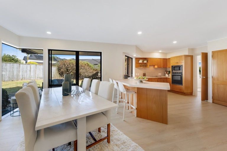 Photo of property in 105 Oliver Road, Eastern Beach, Auckland, 2012