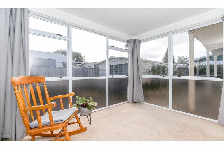 Photo of property in 1b Oak Avenue, Nawton, Hamilton, 3200