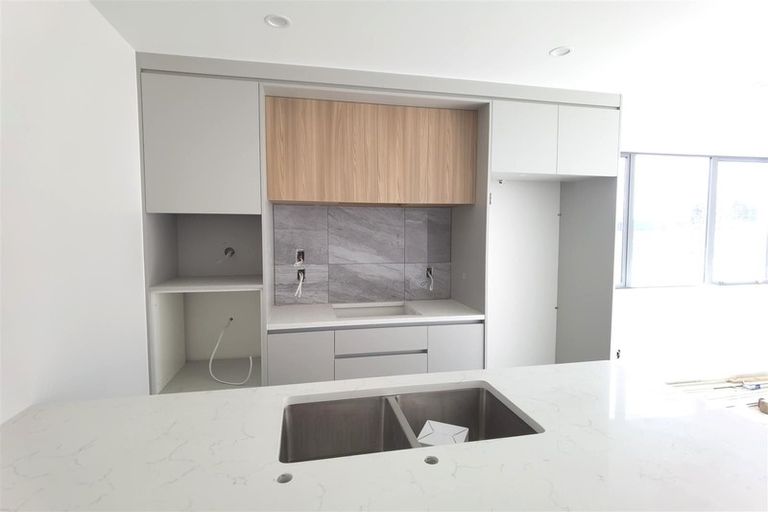 Photo of property in 6 Fredrick Hanson Road, Papakura, 2110