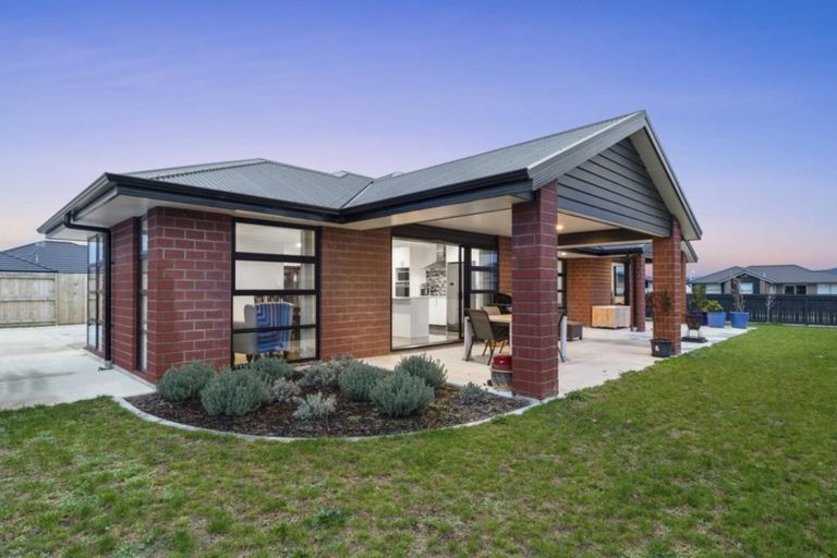 Photo of property in 62 Farrier Street, Papamoa, 3118