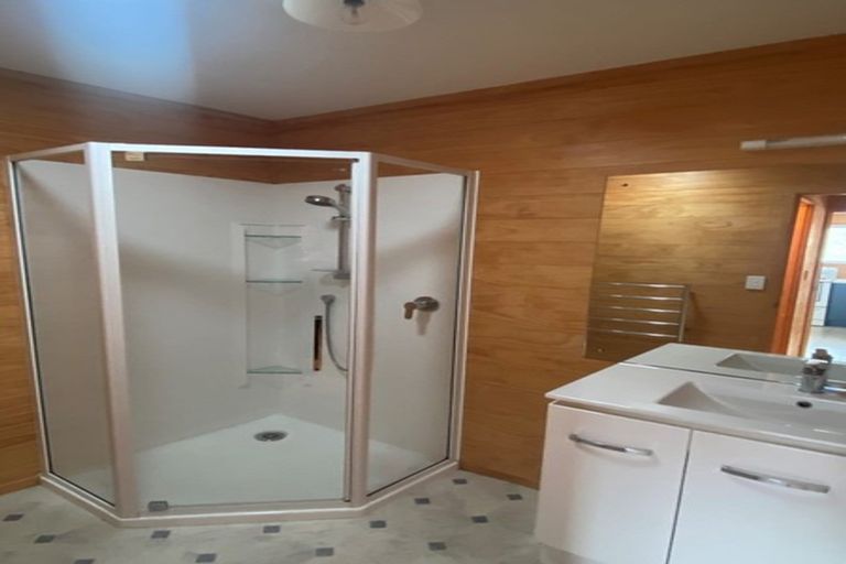 Photo of property in 5 Waiotoi Road, Ngunguru, Whangarei, 0173