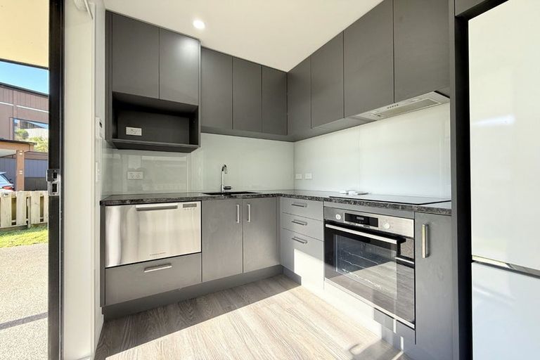 Photo of property in 32 Astelia Way, Woodridge, Wellington, 6037