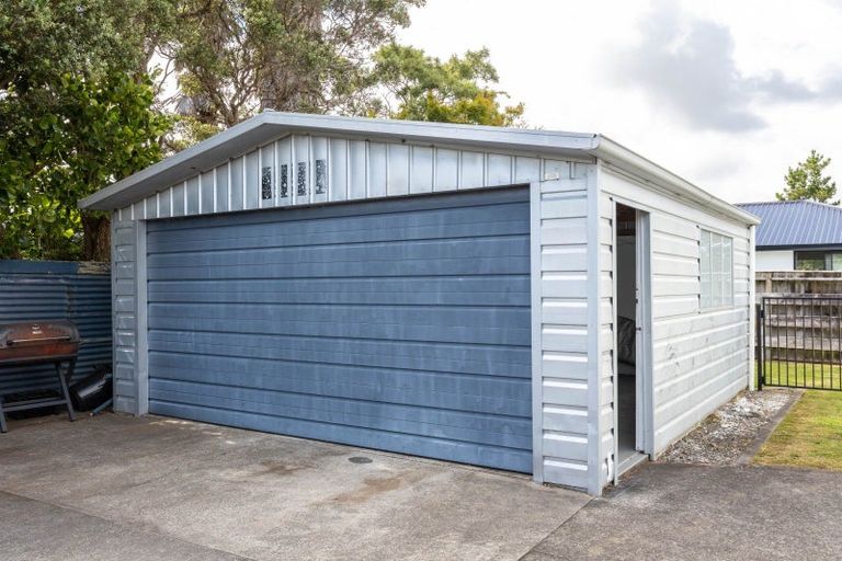Photo of property in 136a Seaview Road, Westown, New Plymouth, 4310