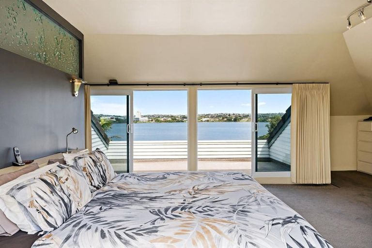 Photo of property in 204 Hurstmere Road, Takapuna, Auckland, 0622