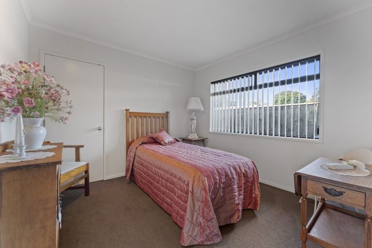 Photo of property in 29c Baring Terrace, Strandon, New Plymouth, 4312