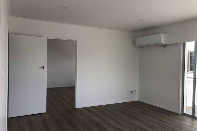 Photo of property in 1/175 Victoria Road, Devonport, Auckland, 0624