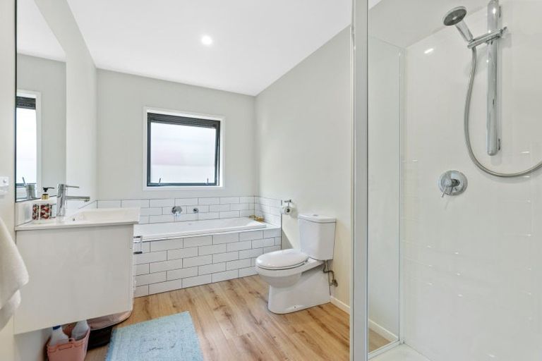 Photo of property in 7 Corriedale Road, Jacks Point, 9371