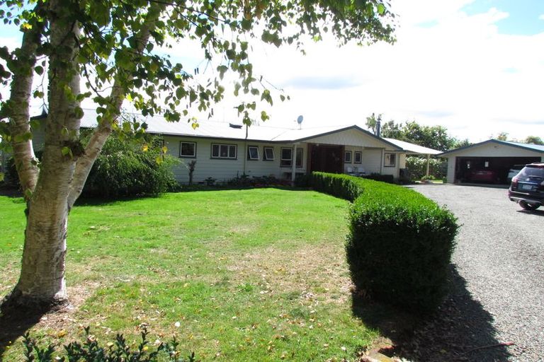 Photo of property in 41 Lees Pakaraka Road, Te Ore Ore, Masterton, 5886
