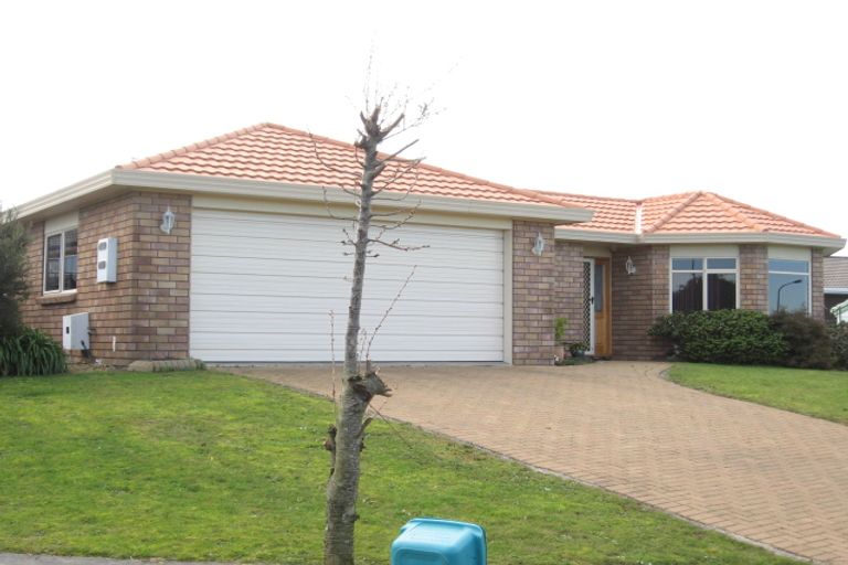 Photo of property in 4 Lochinver Drive, Nawton, Hamilton, 3200