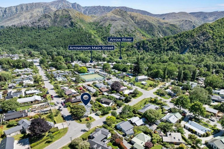 Photo of property in 21 Anglesea Street, Arrowtown, 9302