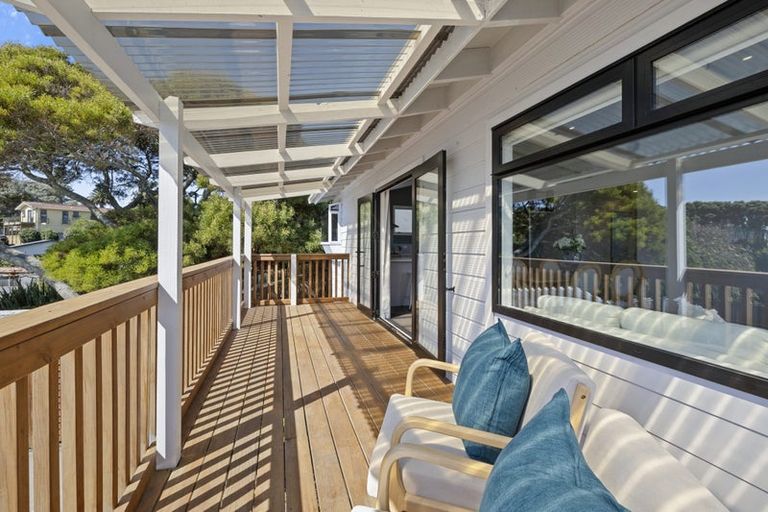 Photo of property in 28 Norwich Avenue, Spotswood, New Plymouth, 4310