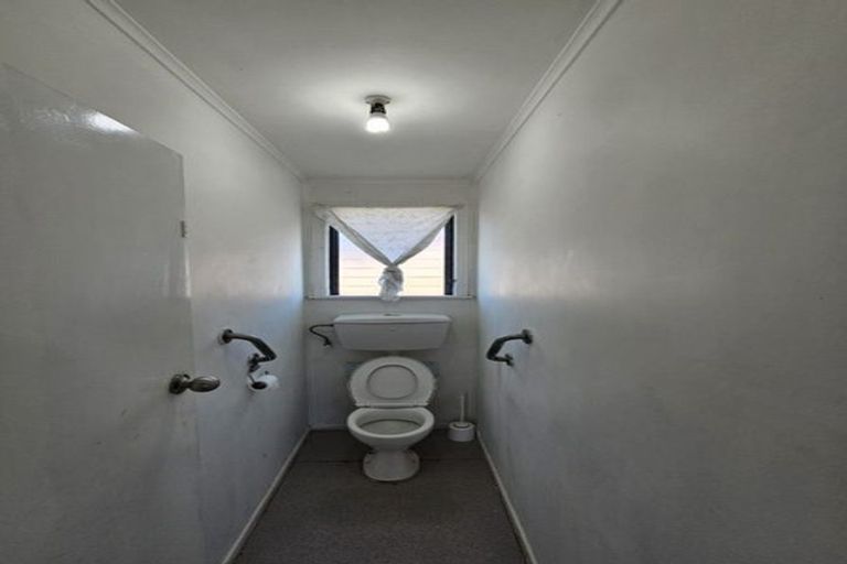 Photo of property in 50 Valentine Street, Papakura, 2110