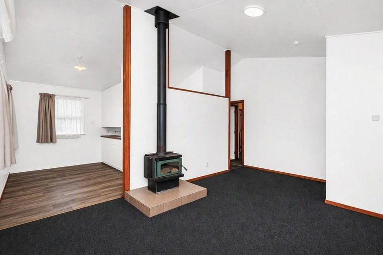 Photo of property in 42 Seddon Street, Feilding, 4702