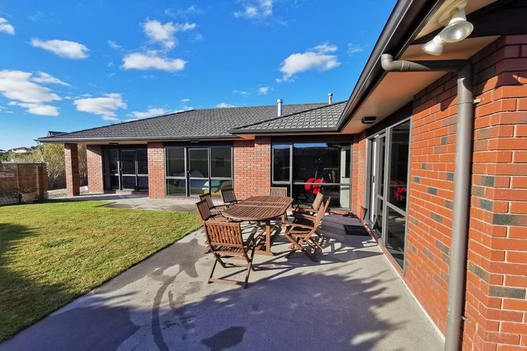 Photo of property in 103 Bing Lucas Drive, Tawa, Wellington, 5028