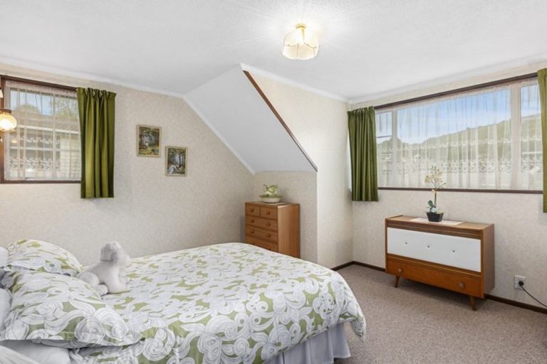 Photo of property in 89 Glenross Street, Glenross, Dunedin, 9011