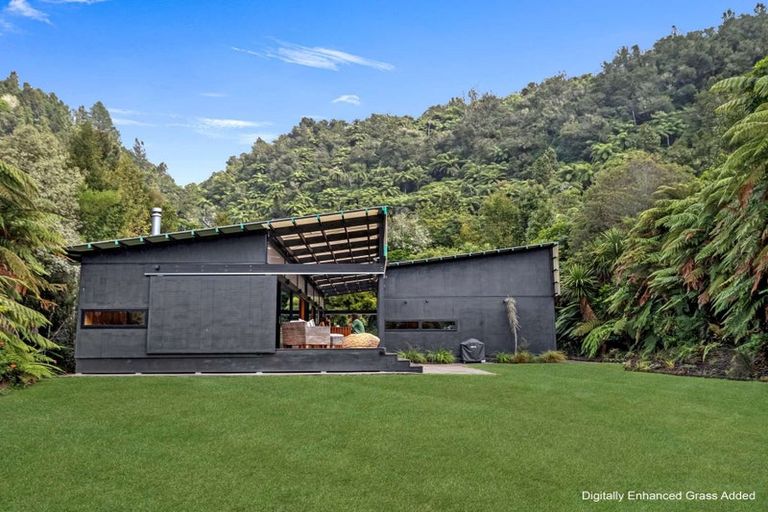 Photo of property in 547 Spencer Road, Lake Tarawera, Rotorua, 3076